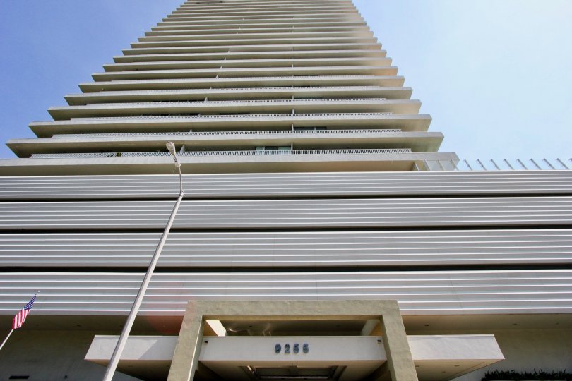 A photo of the Serra Towers apartments in West Hollywood, California