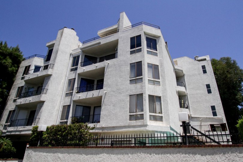 The Sweetzer Plaza building in West Hollywood