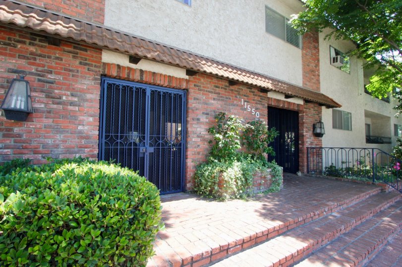Amazing 11550 Nebraska Apartment with it's wonderful Surroundings, West la, California