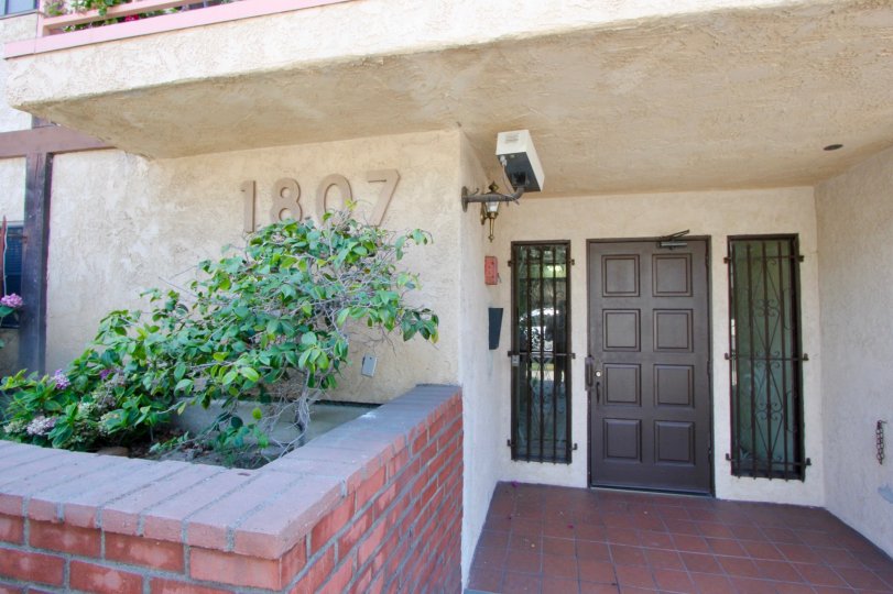 Comfortable apartment to reside with your family securely in Sunrise Vista Chateau