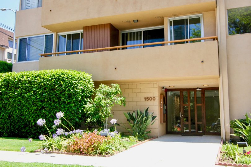 1500 Camden Ave, Campbell, CA is a single family home that contains 958 sq ft and was built in 1953. It contains 3 bedrooms and 1 bathroom. The Zestimate for this house is $933, 925, which has increased by $25, 765 in the last 30 days. The Rent Zestimate 
