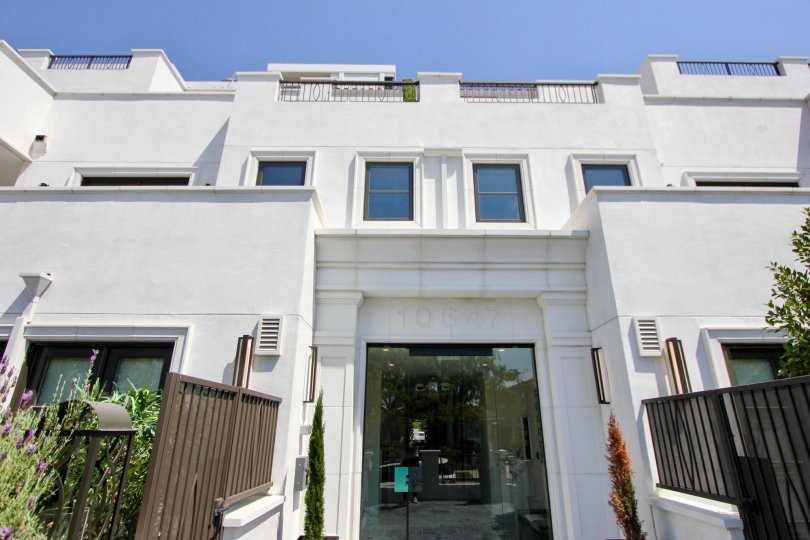 It is 10647th building with looking leisure that located in Ashton Cortina.