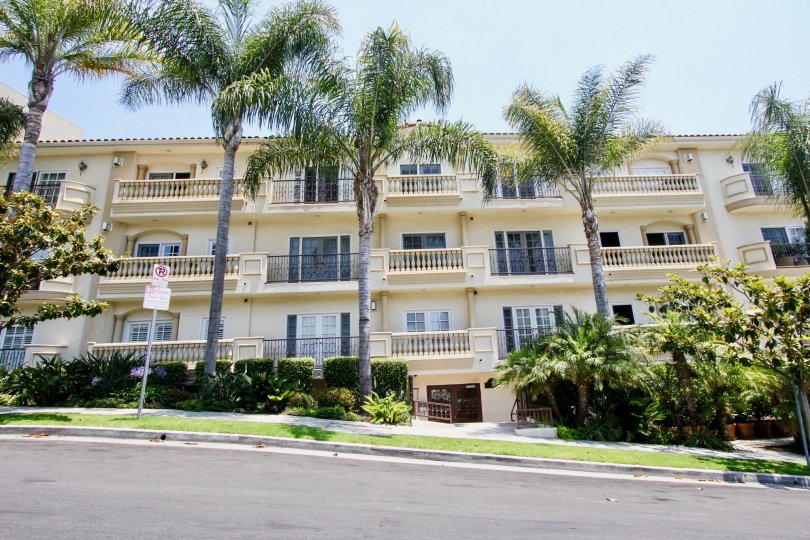Beautiful balcony with view of palm trees in Century Fox Hills