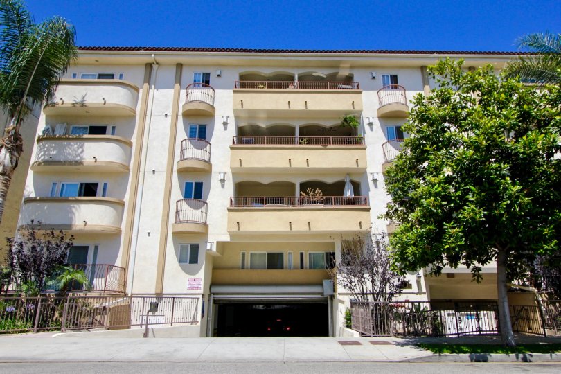 A APARTMENT IS GLENDON TERRACE II IT IS VERY LARGE AND WONDERFUL