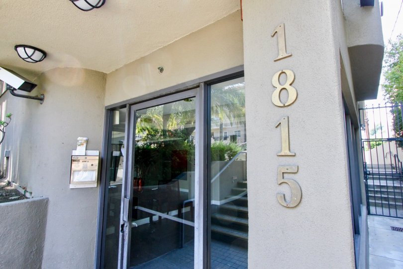 Nearby schools include Warner Avenue Elementary School, Sinai Akiba Academy and California Nanosystems Institute. The closest grocery stores are AFC1, Ralphs Fresh Fare and Trader Joe's. Nearby coffee shops include The Coffee Bean & Tea Leaf @ Hillel at U