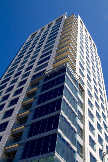 The parking for those at the Wilshire Lencrest