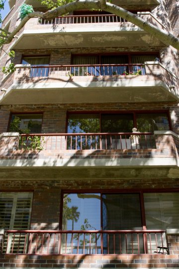 The Wilshire Lencrest building in Westwood