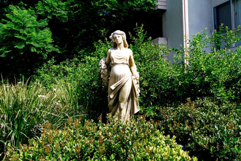 The statue seen at Winnetka Gardens in Winnetka California