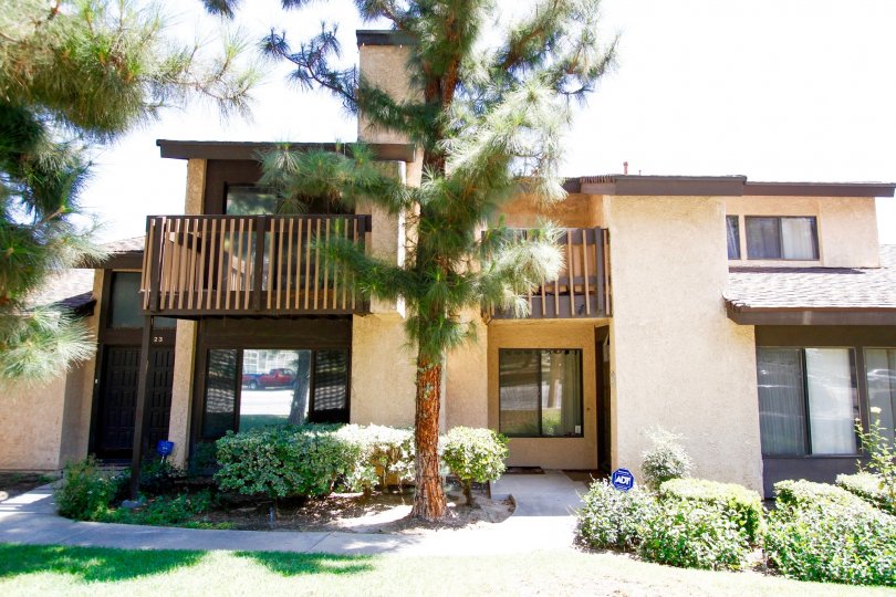 The balconies at Woodland Canoga Park