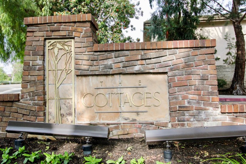 Entrance of the Cottages with Brick Wall mention with Cottage
