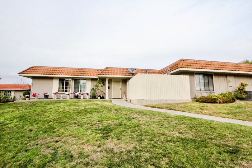 Well maintained grounds at New World Condos in Aliso Viejo, California.