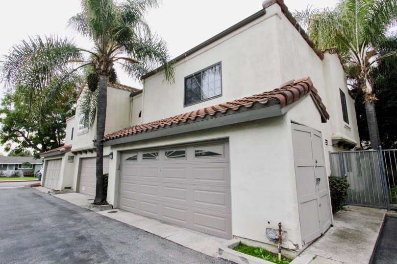 THE HOME WITH SHEDS IN BUENA PARK WHICH HAVE THE LOT OF TREES, LAWN, ROAD WAY ARE THERE