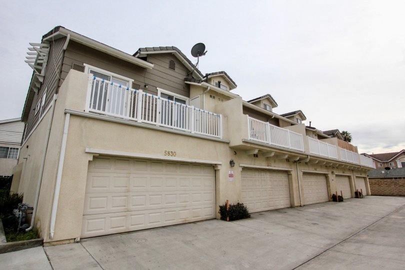 Fabulous villas with ample of space and having dish antenna in Trellis Lane of Buena Park