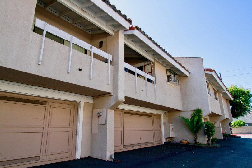 the fairview village the houses is similar beside houses for looking is good in costa mesa in california