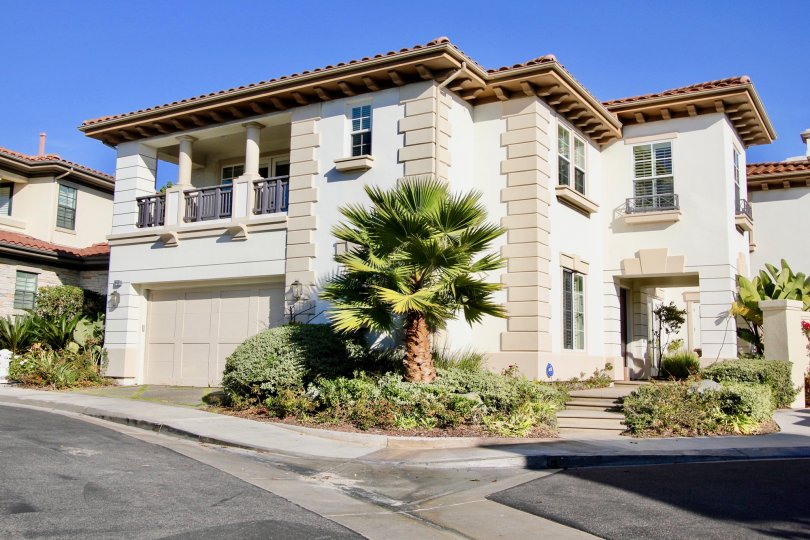 Pointe Monarch community front driveway with trees, Dana Point, CA