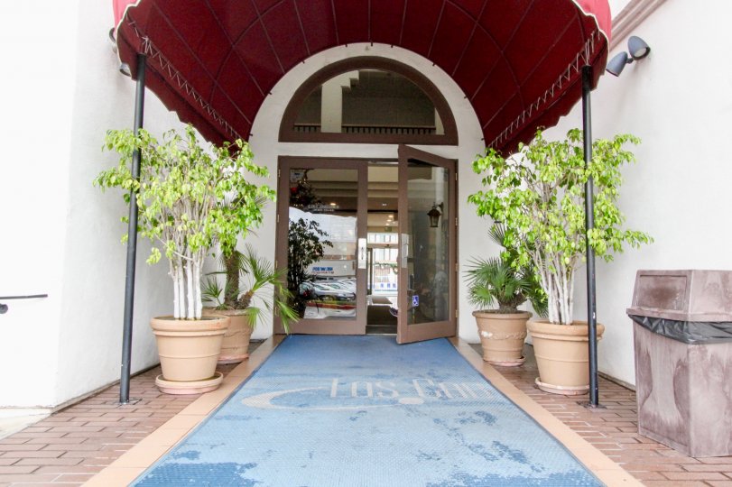 A Los Caballeros building entrance in Fountain Valley, California.