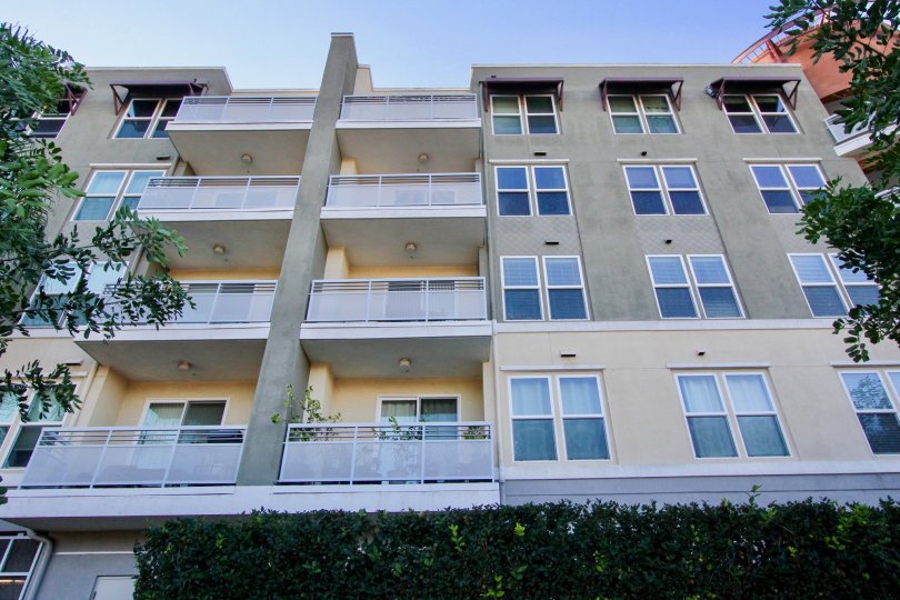 An apartment complex in Chapman commons community Garden grove