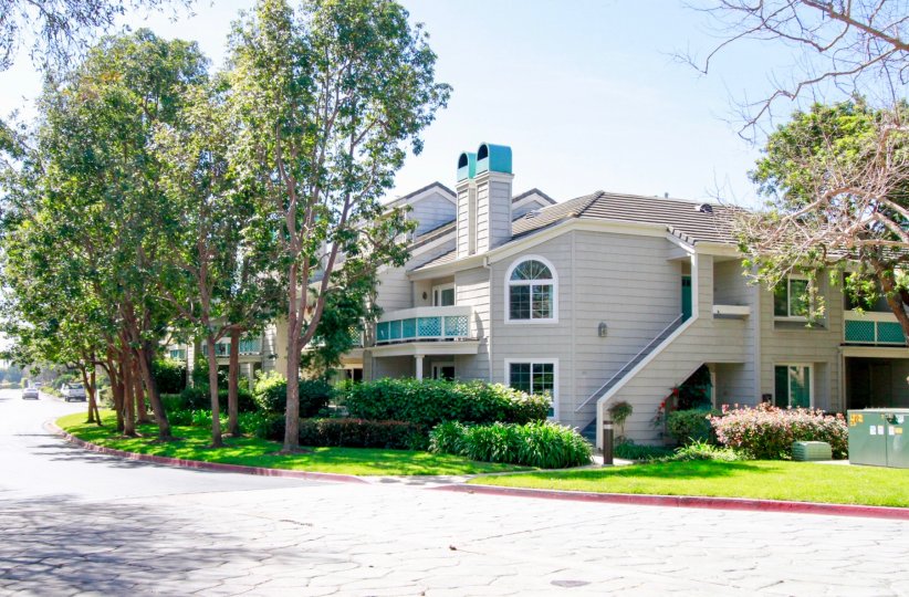Pacific Ranch Villas best moments in Huntington Beach, great online view of Pacific Ranch Villas in California