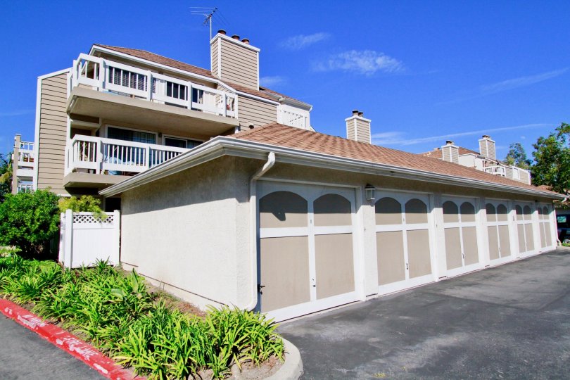 THE BUNGALOW AT THE MAIN CITY AND SMALL GARDENS NEAR TO THE PLACE AND SOME TREES ALSO AVAILABLE AN EMPTY PLACE ALSO IN FRONT OF THE HOUSE.