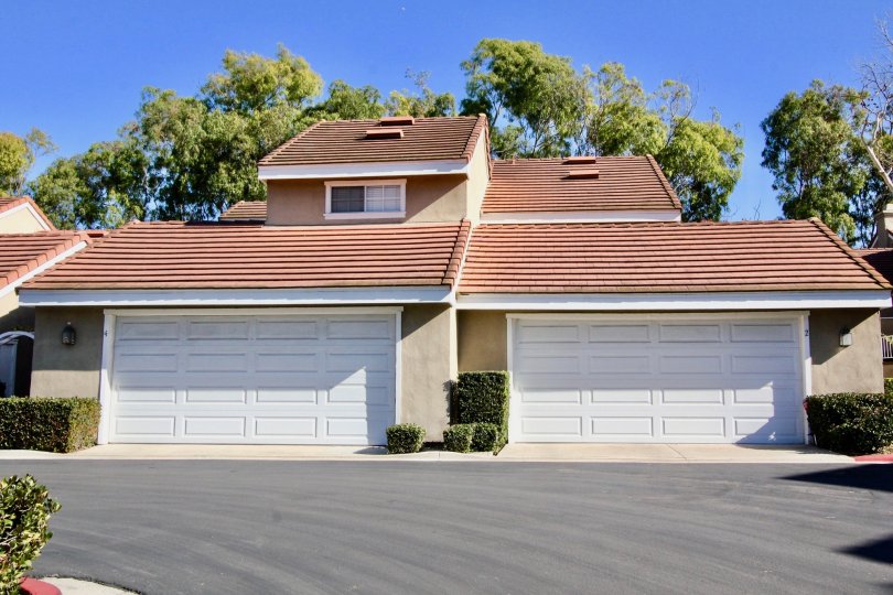 THE TWO SHED WITH THE ROADWAY, BACKSIDE MANY TREES, AND THE PLANTS ARE THERE IN THE CITY OF IRVINE