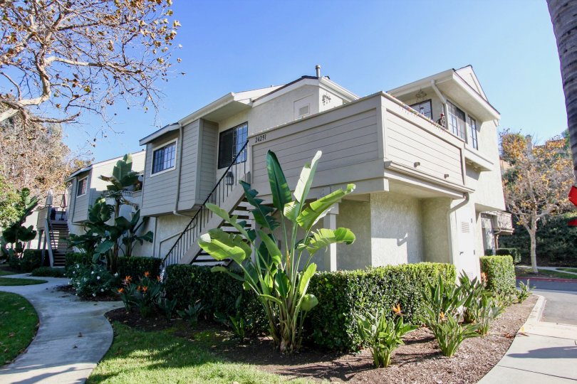 the village niguel terrace I is a gardening house of the laguna niguel city in california