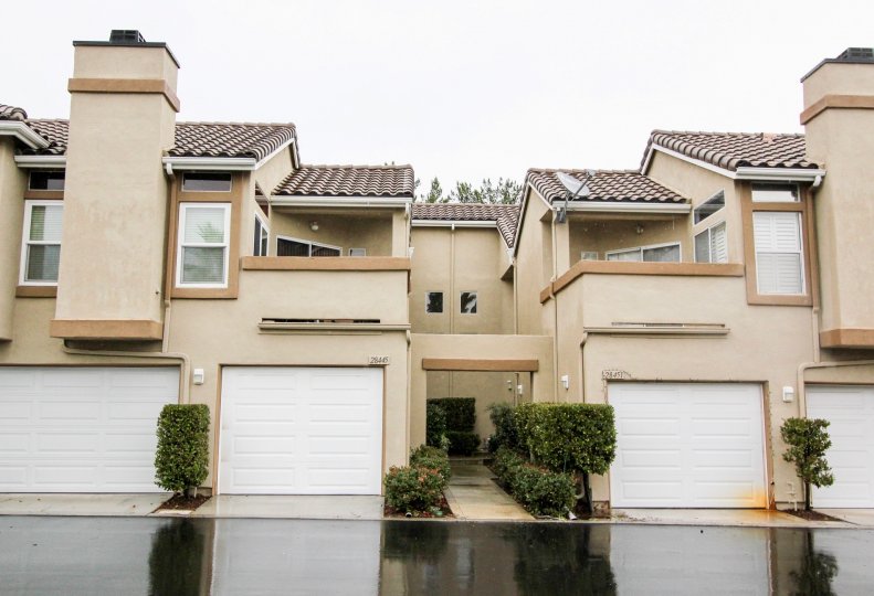Homes with attached garages in Montecido, Lake Forest, California