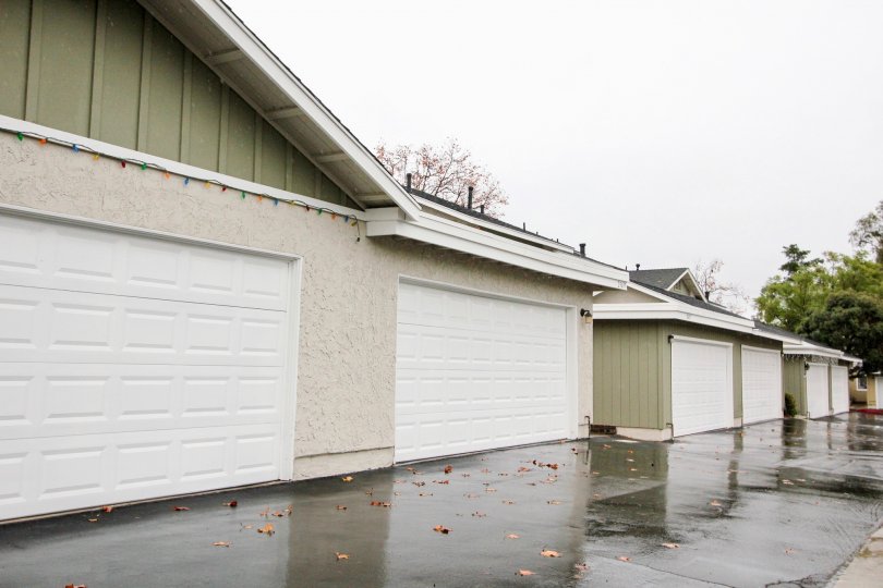 A rainy day with a residential area in the Richwood.