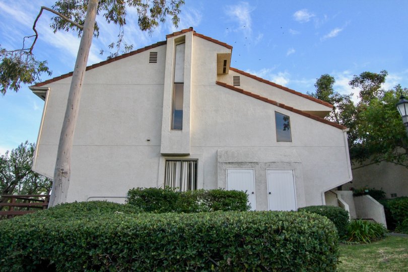 El Mirador homes are located in Mission Viejo, CA in Orange County. Below you will find recently available El Mirador homes for sale in Mission Viejo. To gain access to the current El Mirador homes for sale, please click on the El Mirador “For Sale” tab b
