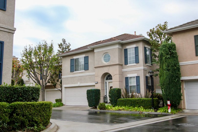 Mission Viejo is suburban in nature and culture. The city is mainly residential, although there are a number of offices and businesses within its city limits.