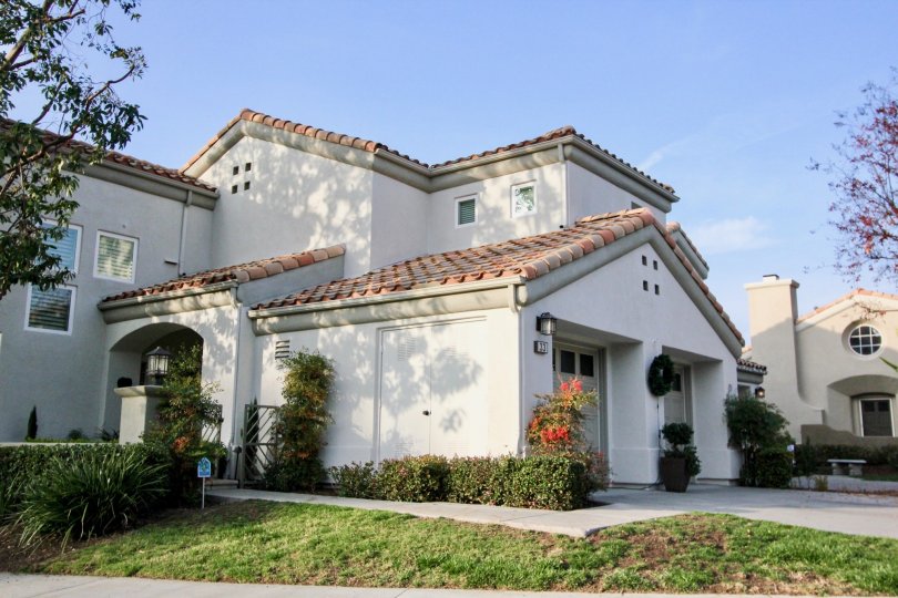 the alicante is a sky level house of the rancho santa margarita city in ca