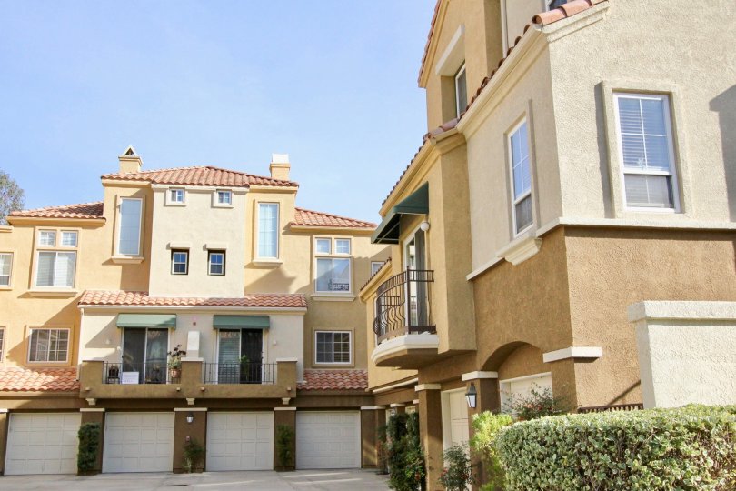 Bright sunny day with good infrastructure and parking of villas in Barcelona of Rancho Santa Margarita