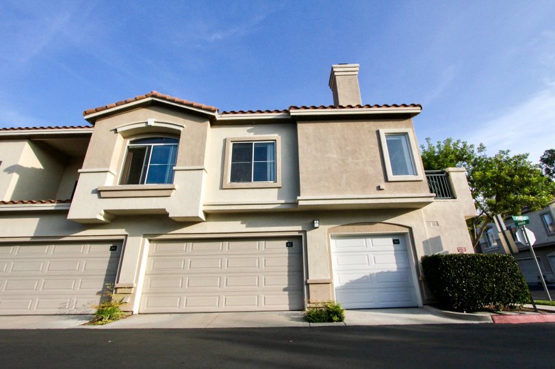 A tan house in la Ventana in Rancho Santa Margarita, CA