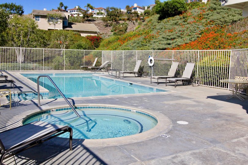 Presidential Heights II condos offer stunning views of the Pacific Ocean like Presidential Heights I condos.