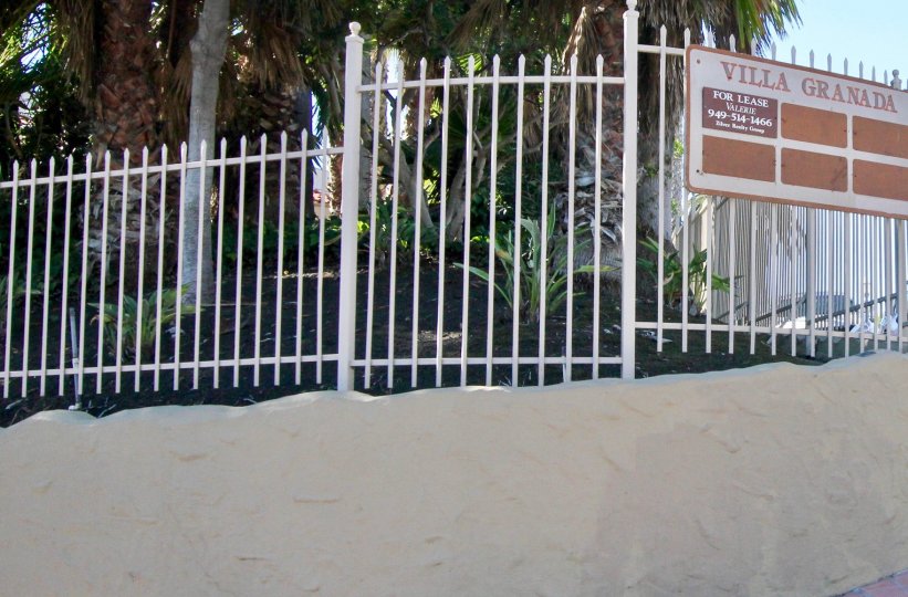Villa Grande is an ocean front condo complex located in the San Clemente Central area of San Clemente, California located at 411 Avenida Granada in San Clemente. Villa Grande is a smaller building with 4 levels of condos offering stunning views of the San