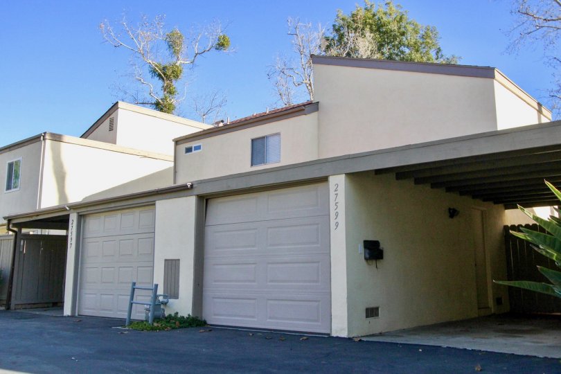 Garages side-by-side at Sun Hollow in San Juan Capistrano, CA