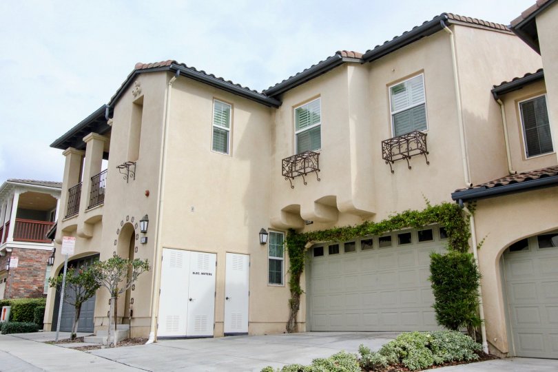 This is a picture of a multi-family house in Yorba Linda, CA