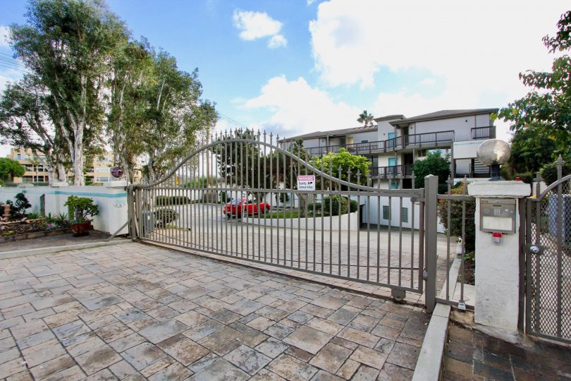 THE BUNGALOW IN THE OLIVE POINT WITH THE CAR PARKING, FLOWER POT, TREES, PLANTS