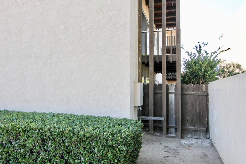 Robinhood - maintaining natural open space, green belt and slopes along major and collector roads, including the maintenance of all trees, shrubs, plants, etc., Nearby neighborhoods: Sunbowl, Greg Rogers, Castle Park, Rancho - Del Rey, Otay Town, Terra No