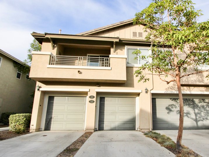 A sunny day in the area of Willow Bend, garage, outside, tree, balcony, driveway