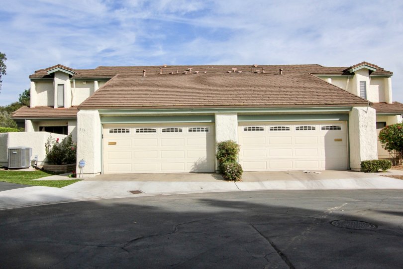 Garage vewi of a white house in Windsor View chula vista in california