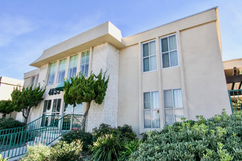 Apartment front side at Cole Manor South Clairemont Mesa California
