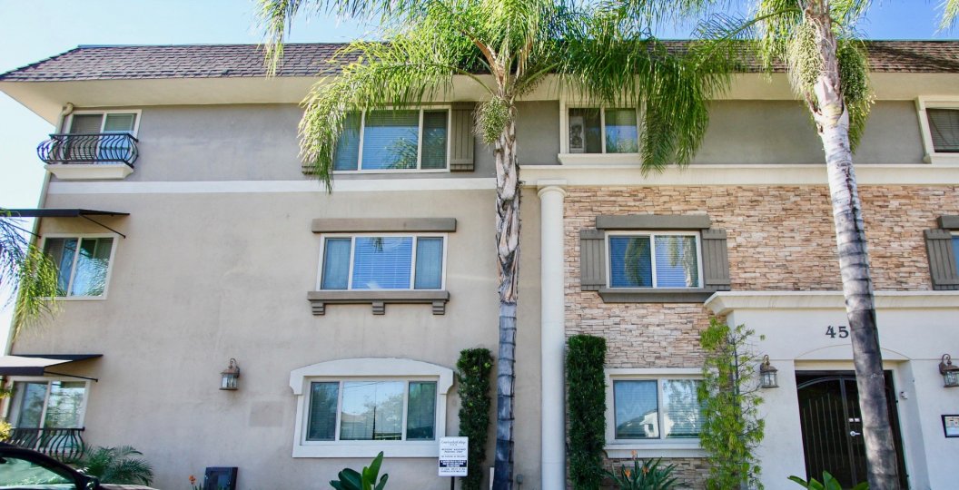 Courtyard at College apartment community in College Area, California