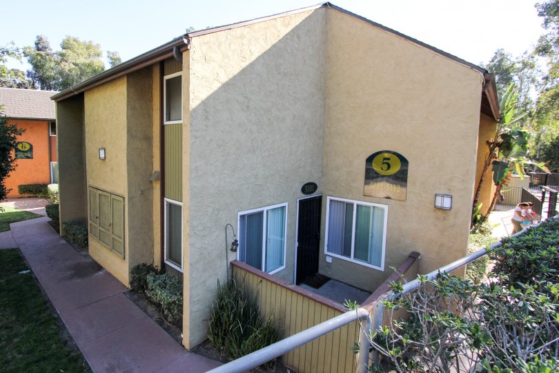 Lake Park Villas Building 5 in College Area California
