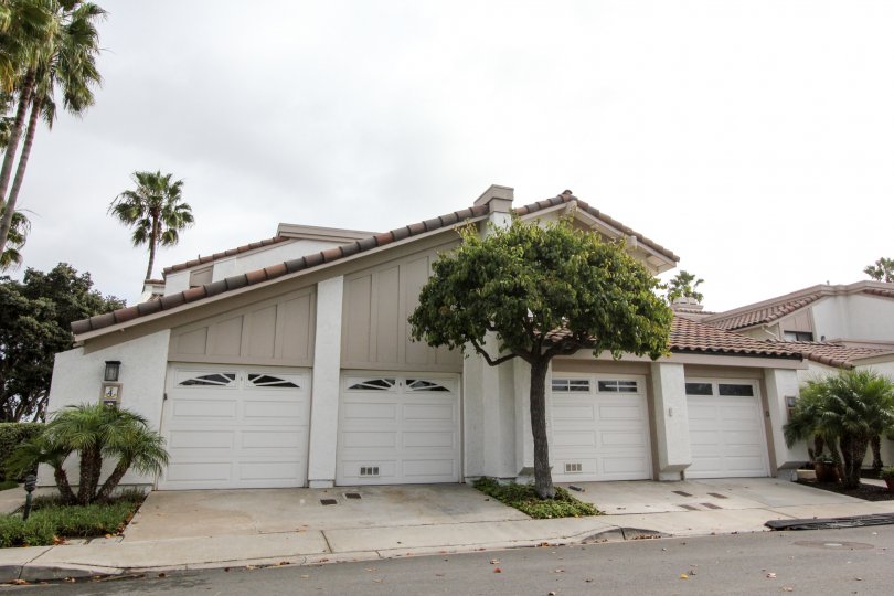 TH IN CORONADO, CAE HOUSE IS IN CORONADO CAYS COMMUNITY