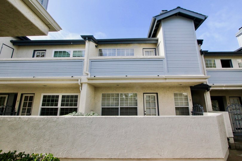 A BEAUTIFUL BIG VILLA AND HAVING A NICE WINDOWS LOT OF TRESS