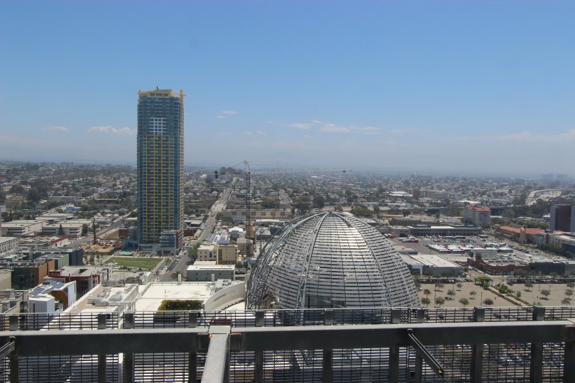 the build is tallest than other bulds in this city