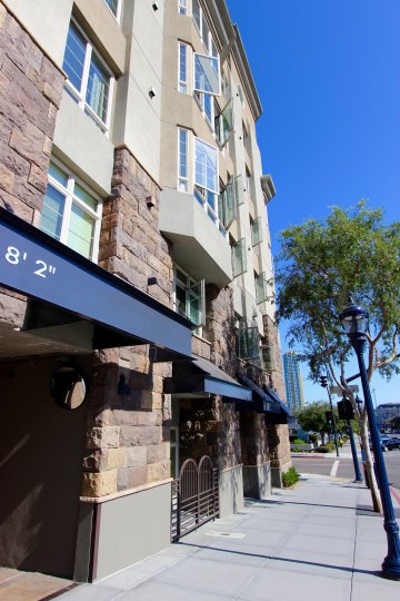 come and visit Downtown san Diego and enjoy living in some brand new apartments