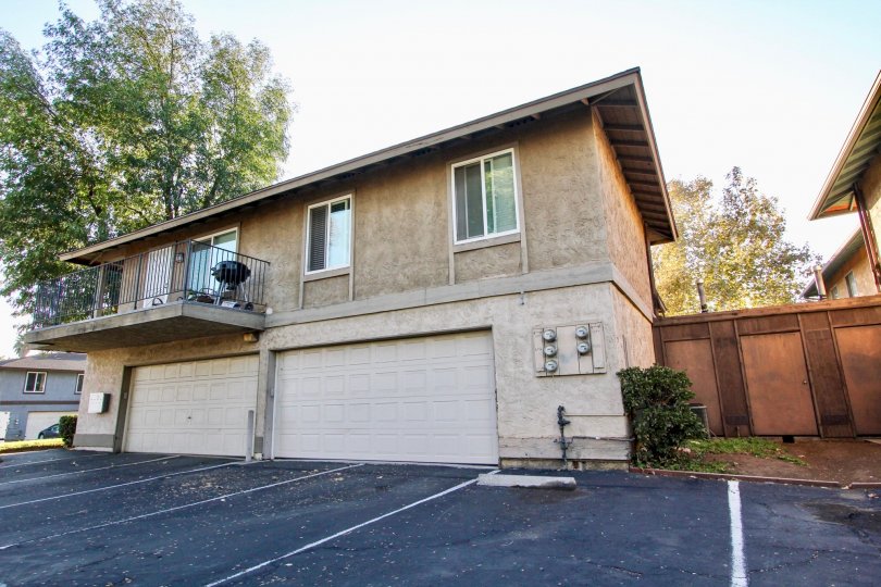 a most attractive bungalow with beautiful tree and garden comfortable climate clean way visit with with family in weekend
