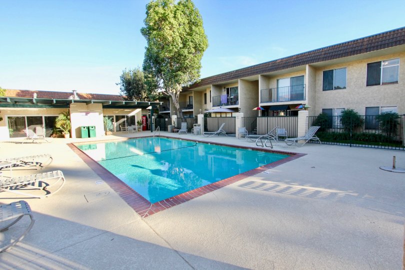 Large swimming pool area in Sunterra, El Cajon, CA