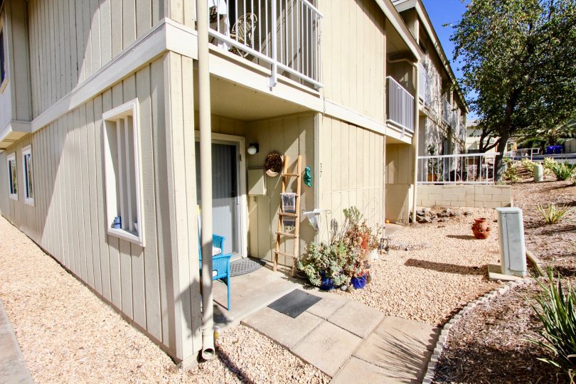 A backyard view of the Hidden Meadows Condos complex in Escondido ca